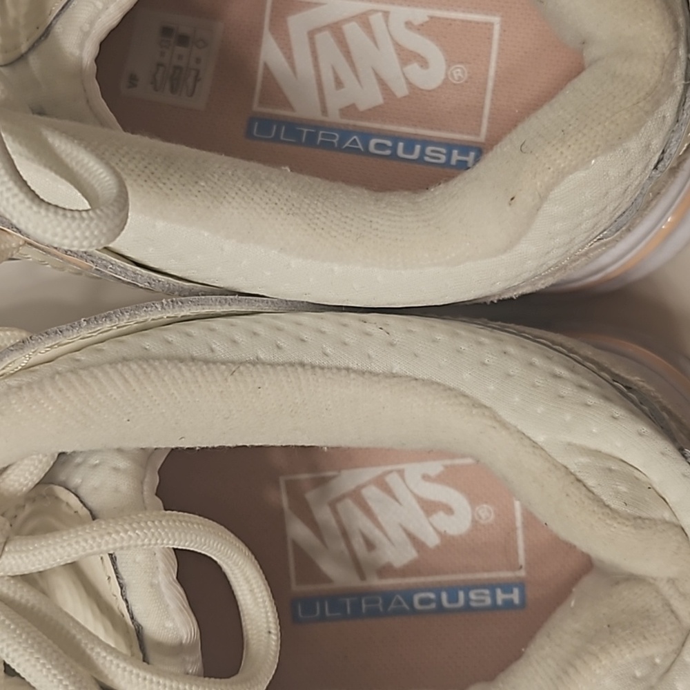 Vans hiking shoes - Picture 5 of 8